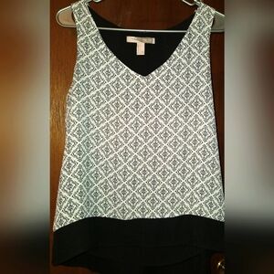 Forever 21 Contemporary Black&White sleeveless blouse S